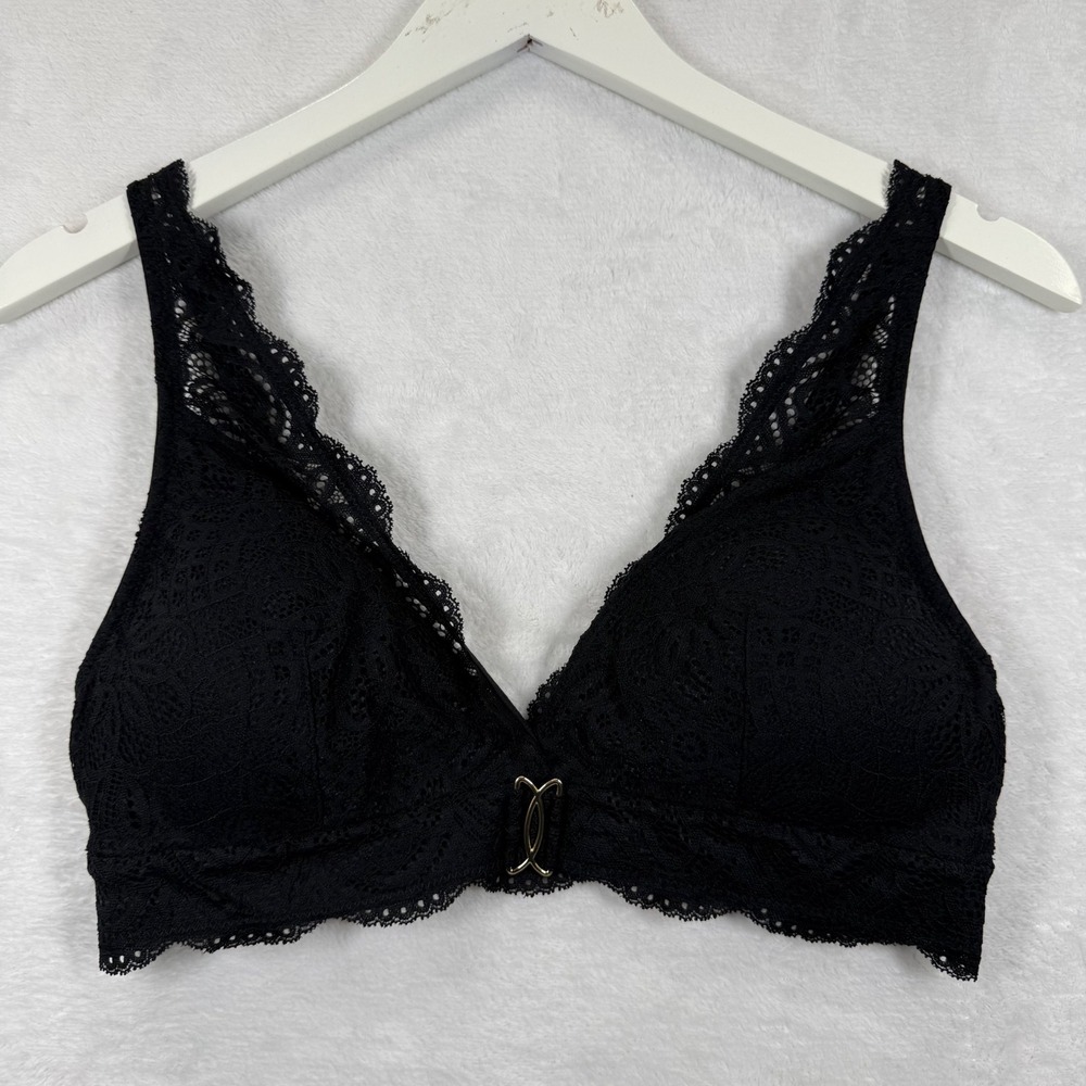 UCA Lingerie Black Lace Bralette 34D Adjustable Straps Scalloped Trim RN164763